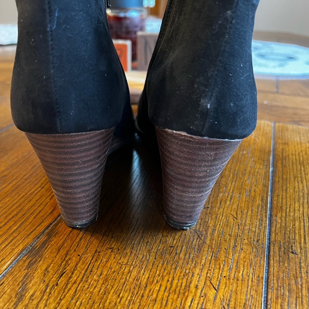 Madden NYC Womens Wedge Ankle Booties Black Size 10 - Picture 9 of 9